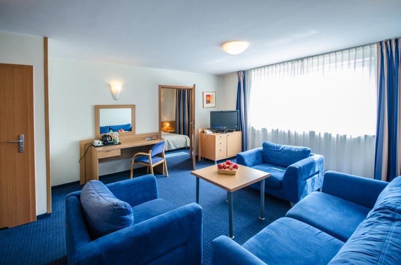 Hotell Wilanow By Desilva 3*